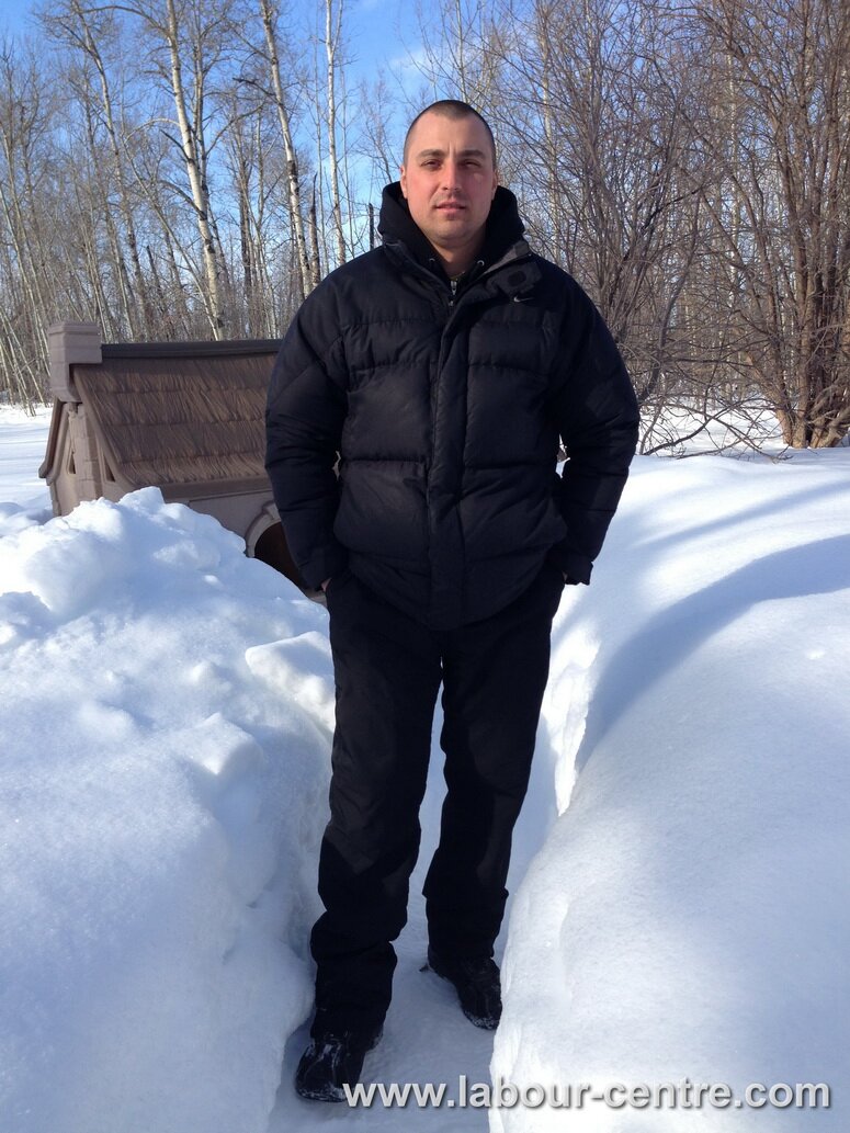 Oleksandr, a farmer from Donetsk region, tells about his employment at ranch (open farm) and his life in Canada.